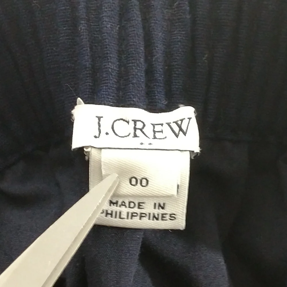 J.CREW Factory Navy‎ Blue Skirt With Ruffled Streatch Waist and Pockets Size 00